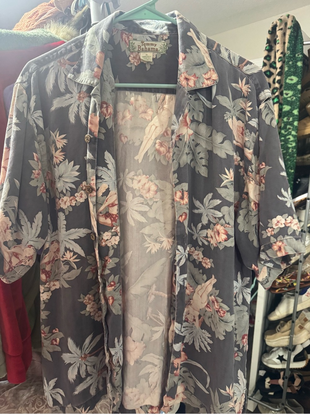 Tommy Bahama Gray Floral Short-Sleeve Camp Shirt with Pink Accents